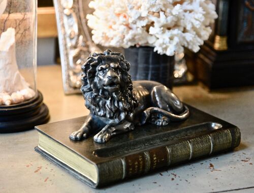 Book Pen Holder with Bronzed Lion SAGE GREEN