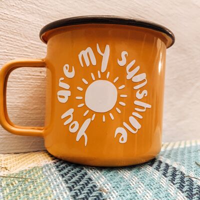 Mug en émail jaune Tu es mon rayon de soleil