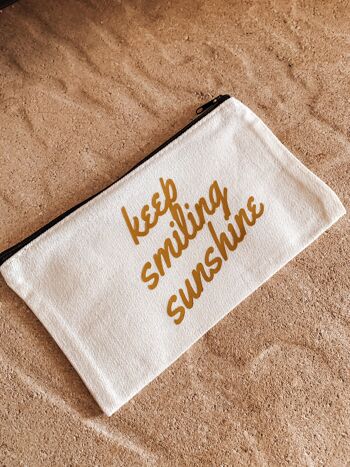 Pochette en toile/porte-monnaie/trousse à crayons/sac zip moutarde vinyle 'keep smiling sunshine' 1