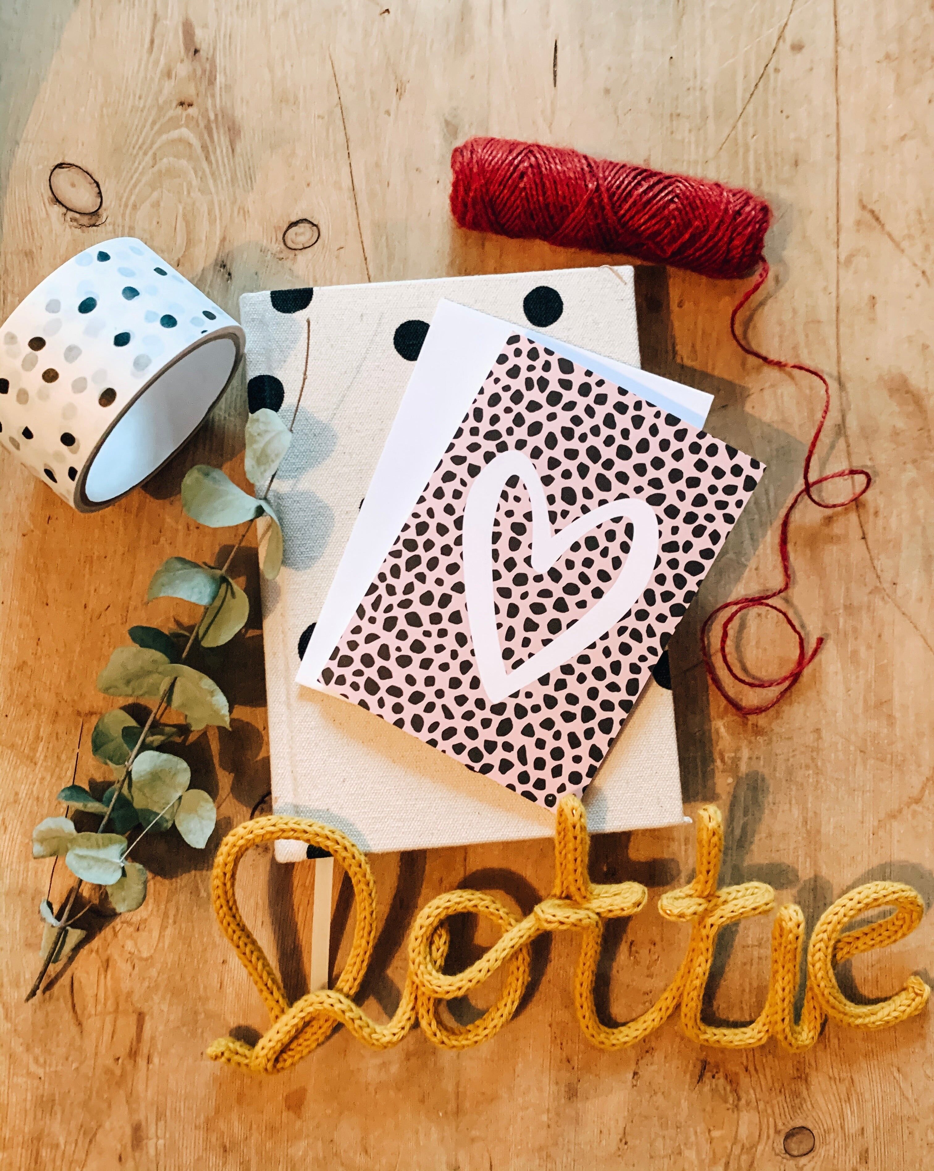 Cuore rosa maculato buon compleanno, San Valentino, galentina, mi manchi Scheda A6 vuota all'interno