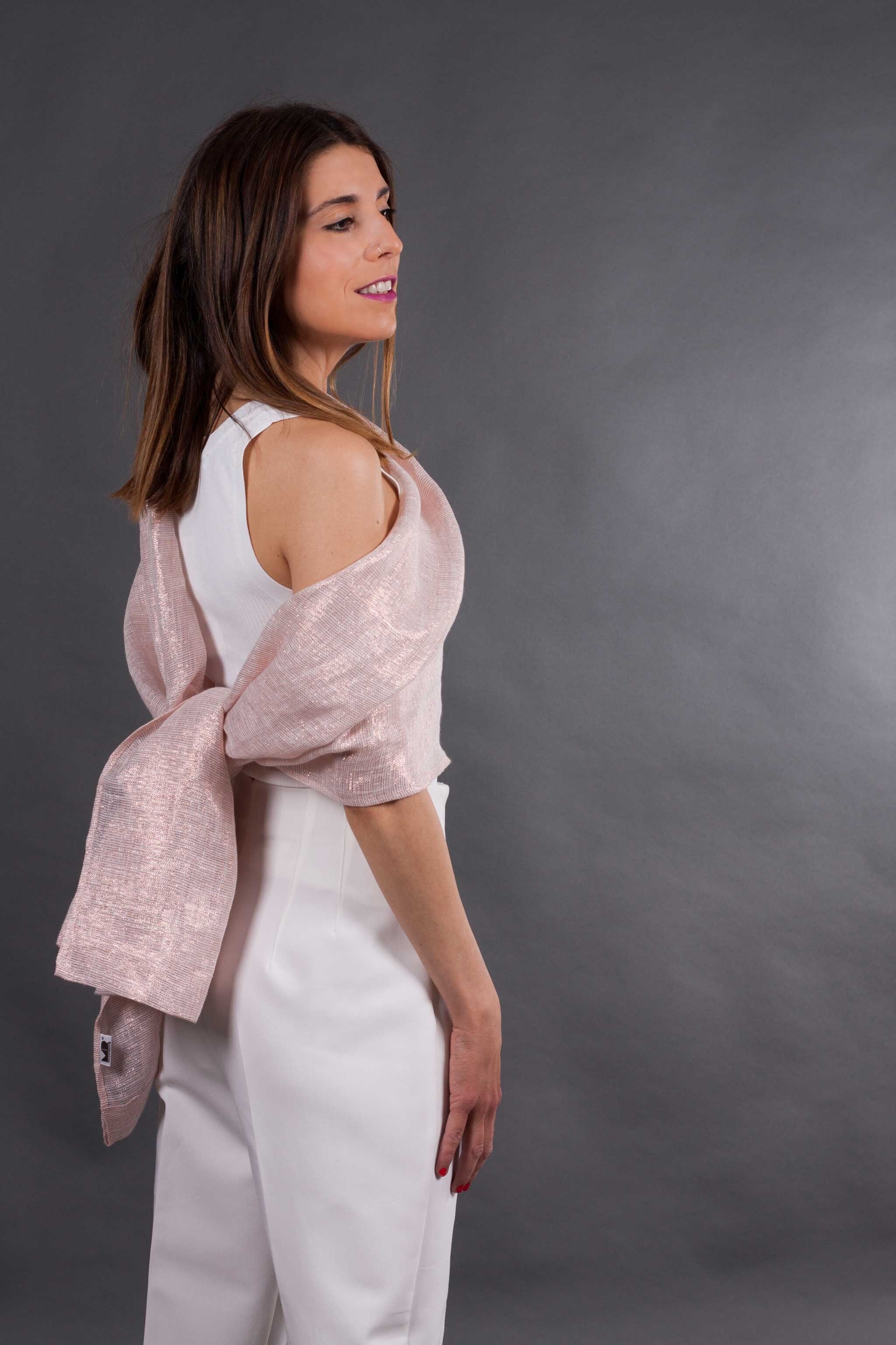 Partystola aus Leinenmetall