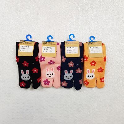 Japanese Tabi Children's Socks in Cotton and Rabbit Flower Cat Pattern Made in Japan Size Fr 31 - 37