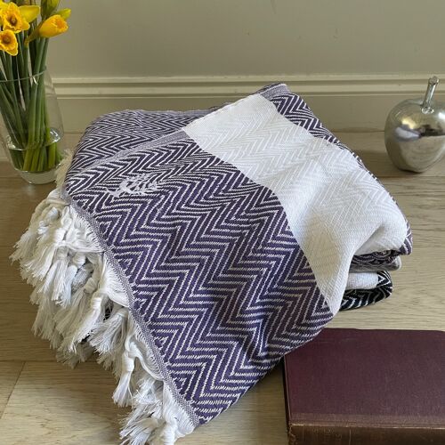 Chevron Organic Cotton Heavyweight Throw - Deep Purple