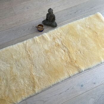 Tapis de yoga et de méditation en peau de mouton - 65 cm x 180 cm 4