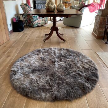 Tapis rond en peau de mouton islandais gris chaud tondu 50 mm TOUTES LES TAILLES DISPONIBLES - 110 cm / 3,6 pi 1