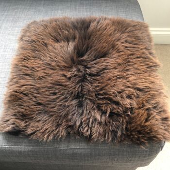 Coussin de siège 100 % véritable peau de mouton écologique British Square 37 cm Marron naturel 4