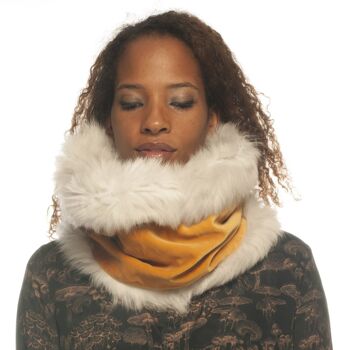 Ella Shearling Snood avec doublure en velours - Noir d'encre 2