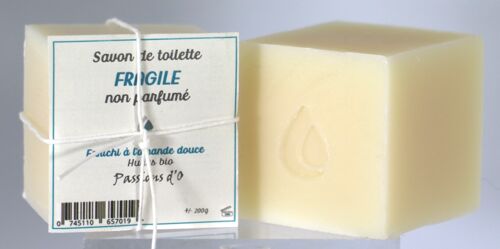 Savon artisanal FRAGILE - Non parfumé (Amande douce) +/- 200g