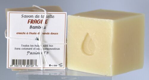 Savon artisanal FRAGILE - Bambou (Amande douce) - +/-200g