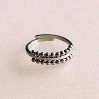 R640: Steel adjustable ring with dotted edge - silver