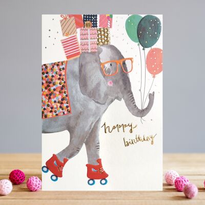 Elefante de cumpleaños de patinaje sobre ruedas