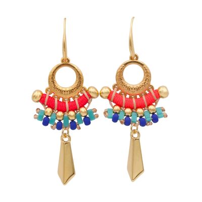 Pendientes dorados boho coloridos de ATRATO con colgantes de daga