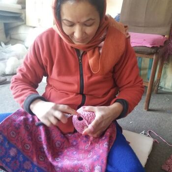 grand lapin en coton durable - rose - crocheté à la main au Népal - lapin au crochet 8