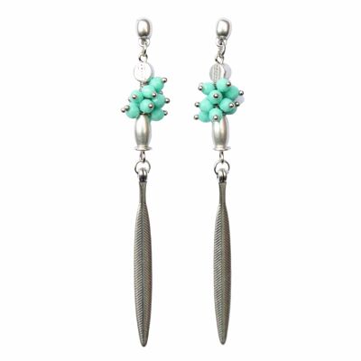 CALARCÁ long leaf and green beads silver earrings