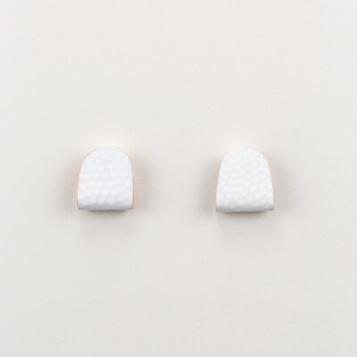 Small White Pendeloques earrings