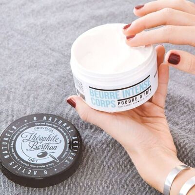 Intense body butter with 6 natural active ingredients. Iris powder perfume. 250ml