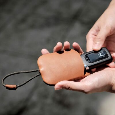 Leather car key case - Chocolate brown