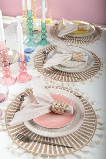 Assiette plate rose - coachella 3