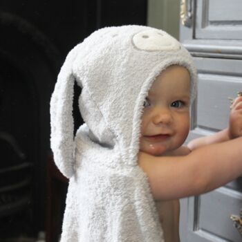 Serviette de bain bébé à capuche âne gris 1