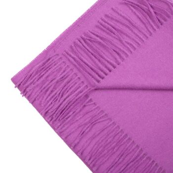 Écharpe violette en laine d'alpaga 2