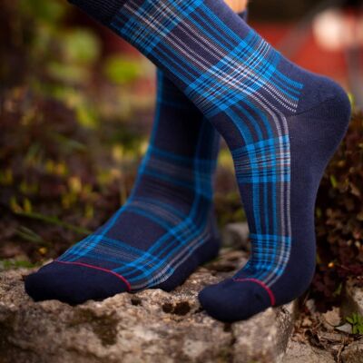 CARL men's socks with blue stripes 7-11
