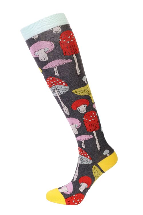 WOODSTOCK mysterious mushroom knee-highs 6-9