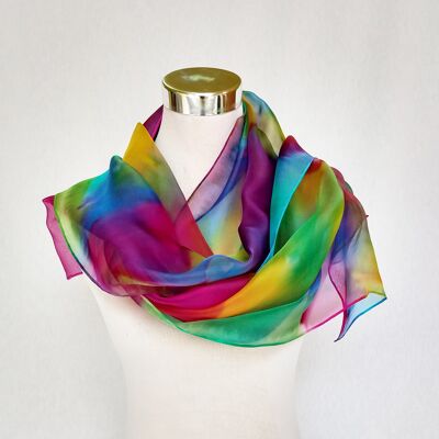 Chal de seda natural con colores arcoiris