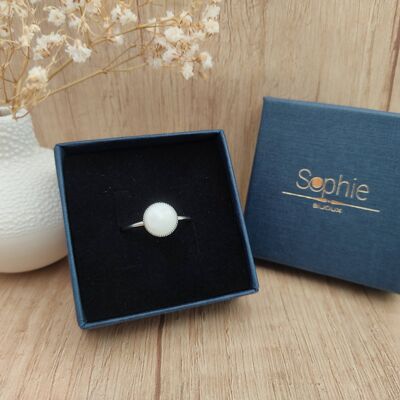 Ring in semi-precious stone La Classique White mother-of-pearl