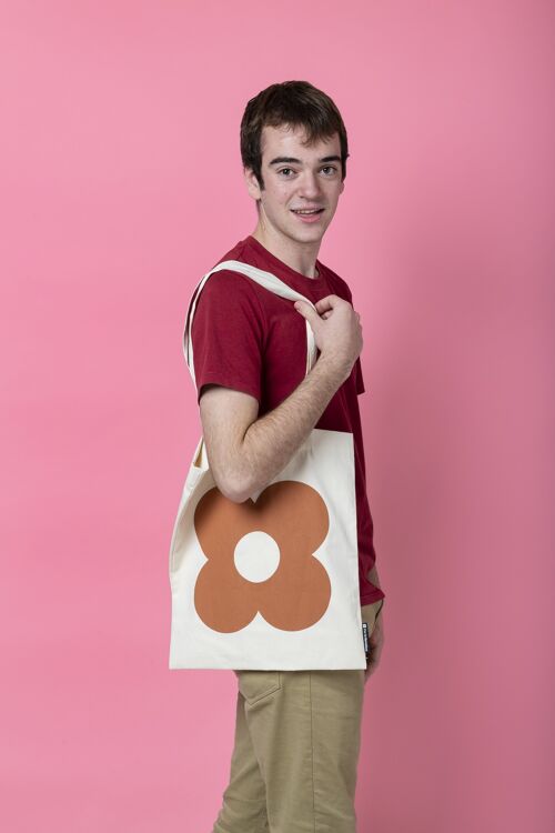 Bag / singular flower / brown