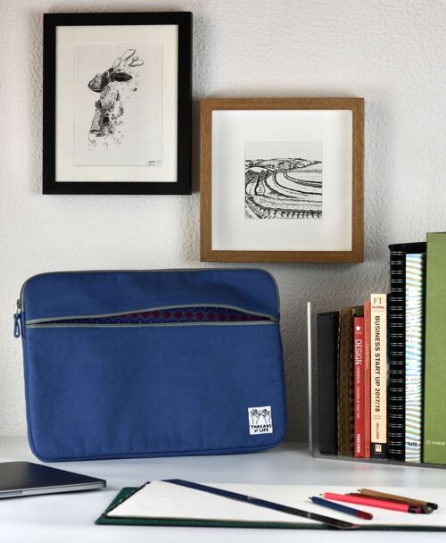 15 inch MacBook Laptop case - Blue