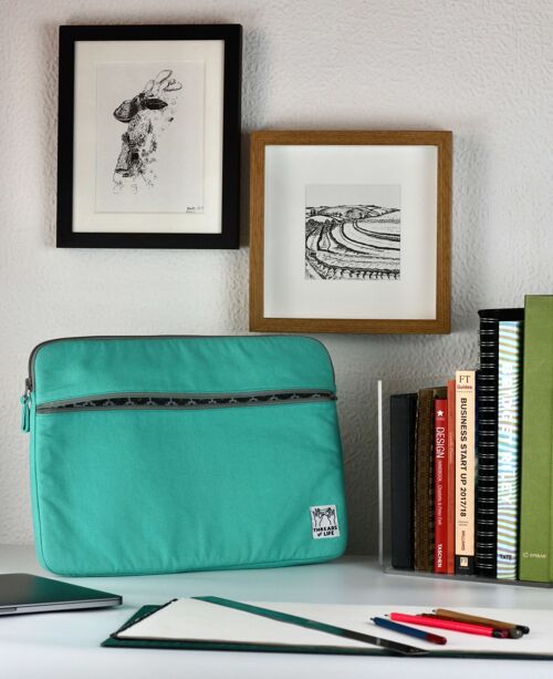 15 inch MacBook Laptop case - Teal