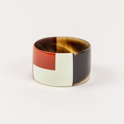Wide bracelet in brick and ivory lacquer