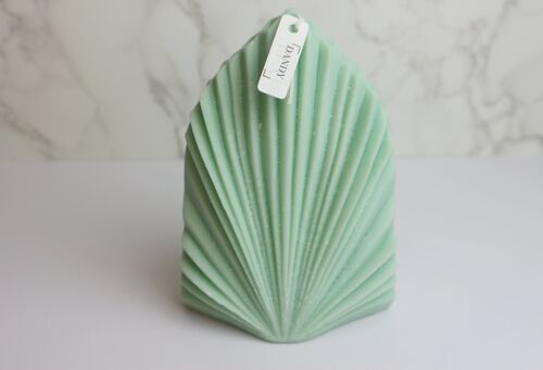 Leaf Palm Candle - Minty Coco