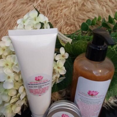 Crema per il trattamento della dermatite a base di erbe naturali e gel doccia