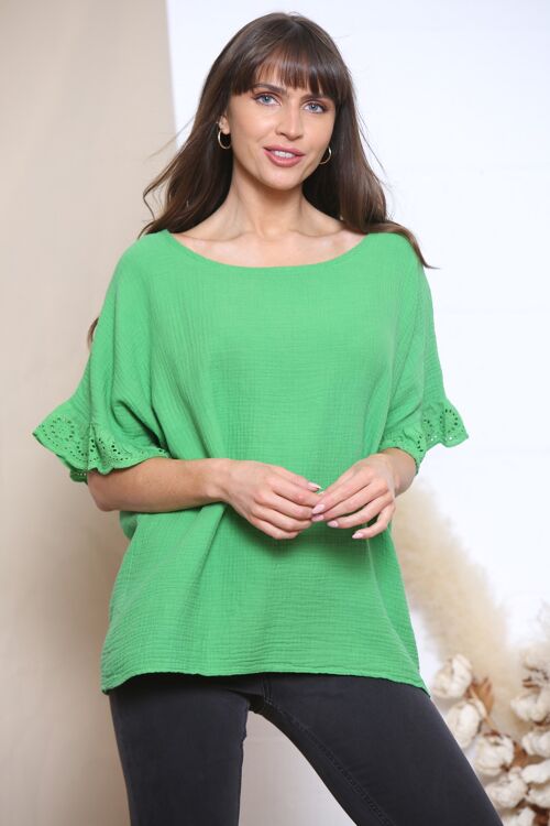 Green cotton lace sleeve top