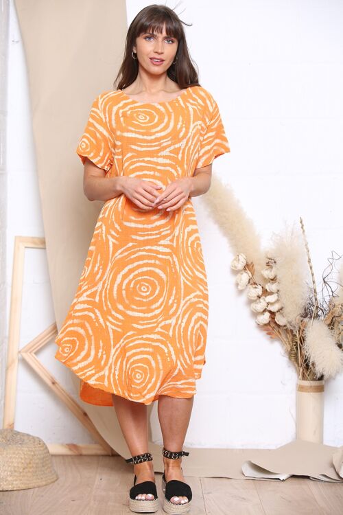 Orange swirl pattern short sleeve dress