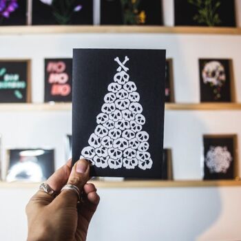 Carte de Noël gothique d'arbre de crâne 4
