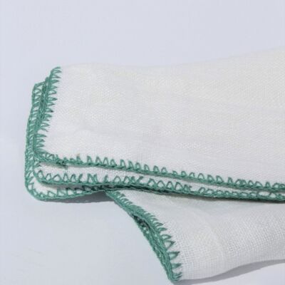linen napkin with embroidery (green)