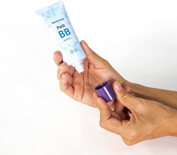 BB crème hydratante. Contenu 30ml 3