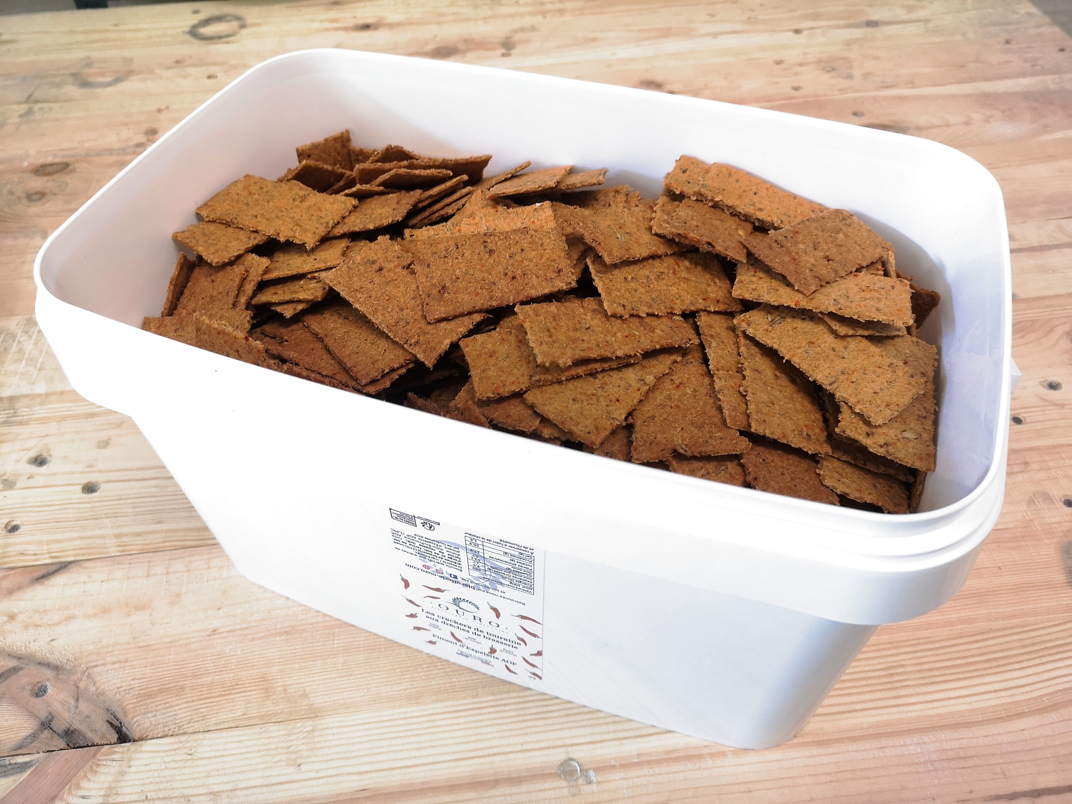 [BULK] Aperitif-Cracker "Espelette-Pfeffer" mit Treber (3Kg)