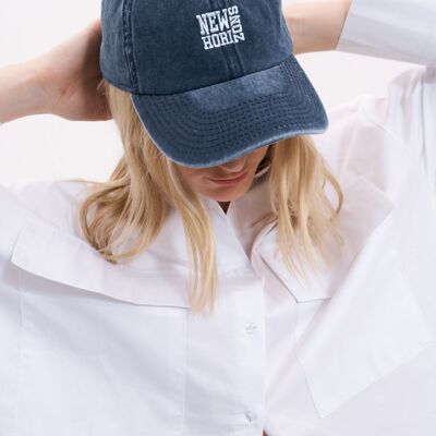 CASQUETTE EN DENIM AVEC BRODERIE