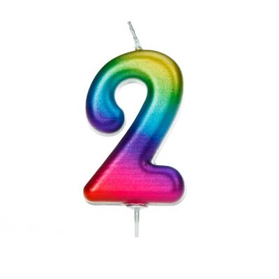 Vela arcoíris con púa moldeada con números metálicos de 2 años