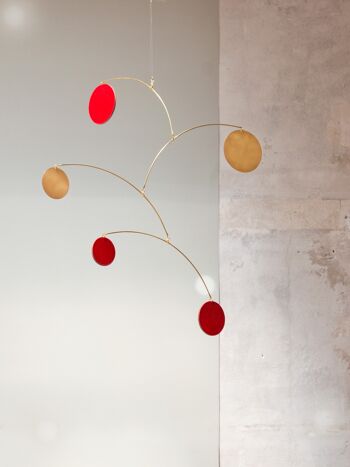 Cercles mobiles décoratifs en rouge 1