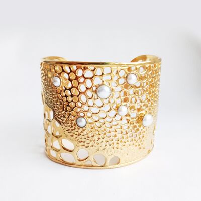 Natural Keishi Bezel Set Giant 18kt Gold Cuff Bracelet