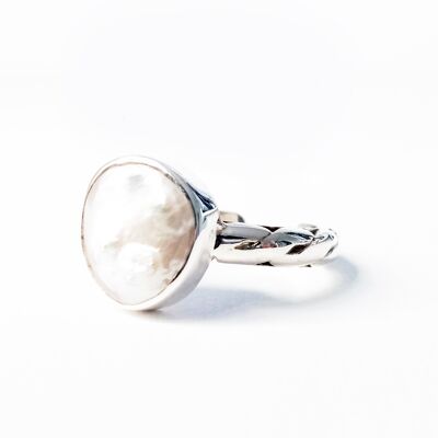 Keishi Pearl Sterling Silver Twisted Band Ring