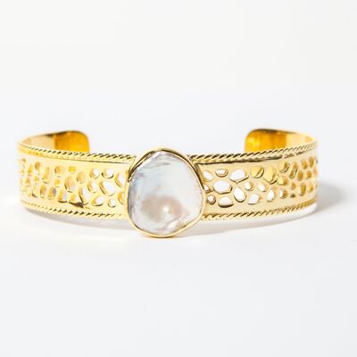 Labyrinth Keishi Pearl Open Backed Thin Coral Gold Bangle
