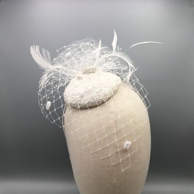 Ella- Small silk and lace button fascinator with veiling, feathers and a diamant - White - Button headpiece - lace