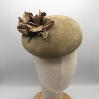 Karen - Large sage green suede button with gold coloured leather flowers - Green - Button headpiece - Suede