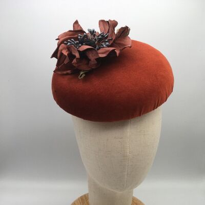 Carol - Large rust velvet button headpiece with rust leather flower - Rust - Button headpiece - Velvet