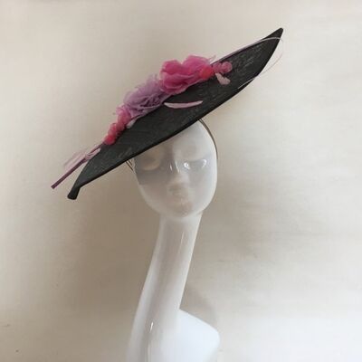 Alison - Black sinamay oval headpiece with organdie flowers - Black - Picture hat - Sinamay straw